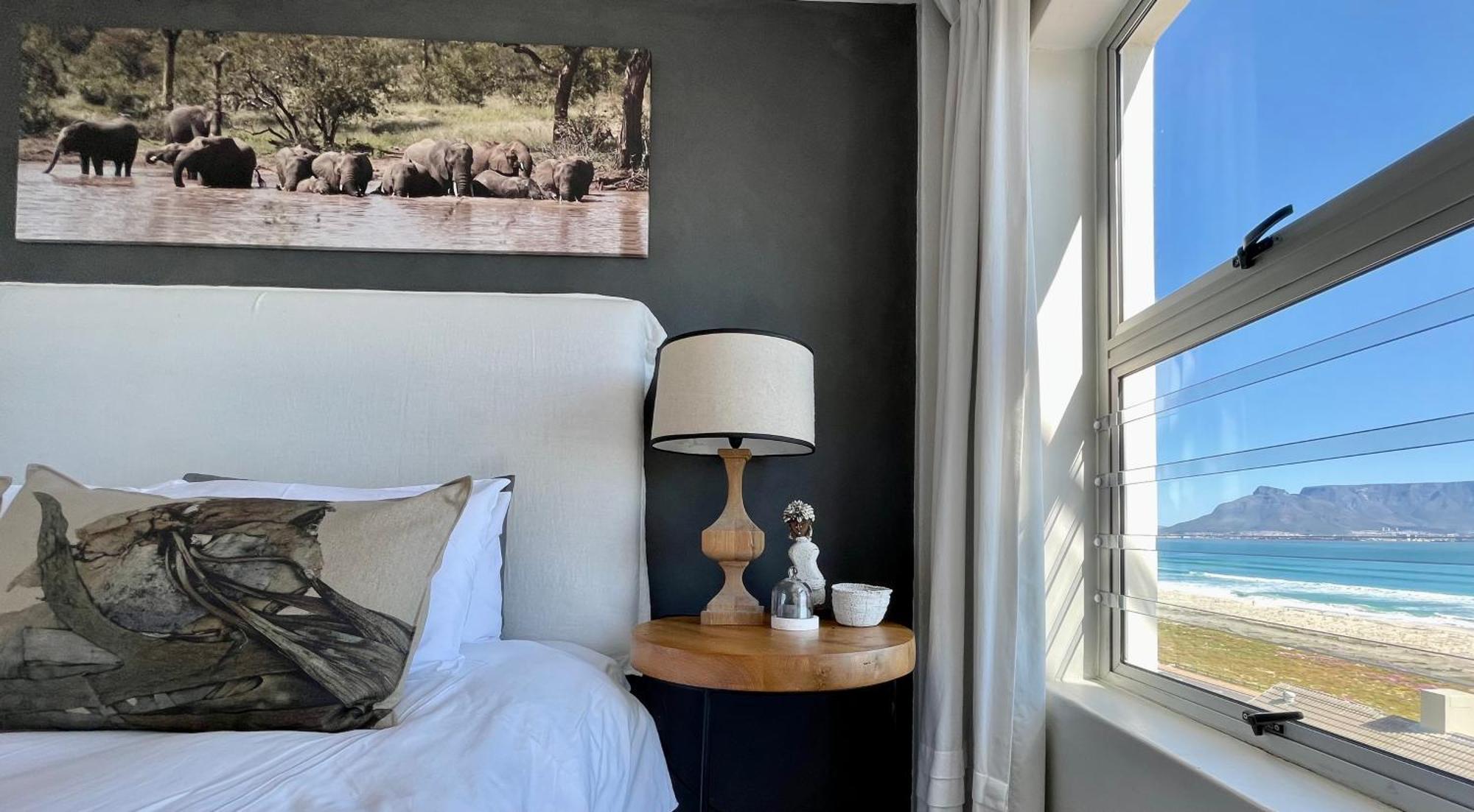 Abode Africa Apartment Bloubergstrand Bagian luar foto