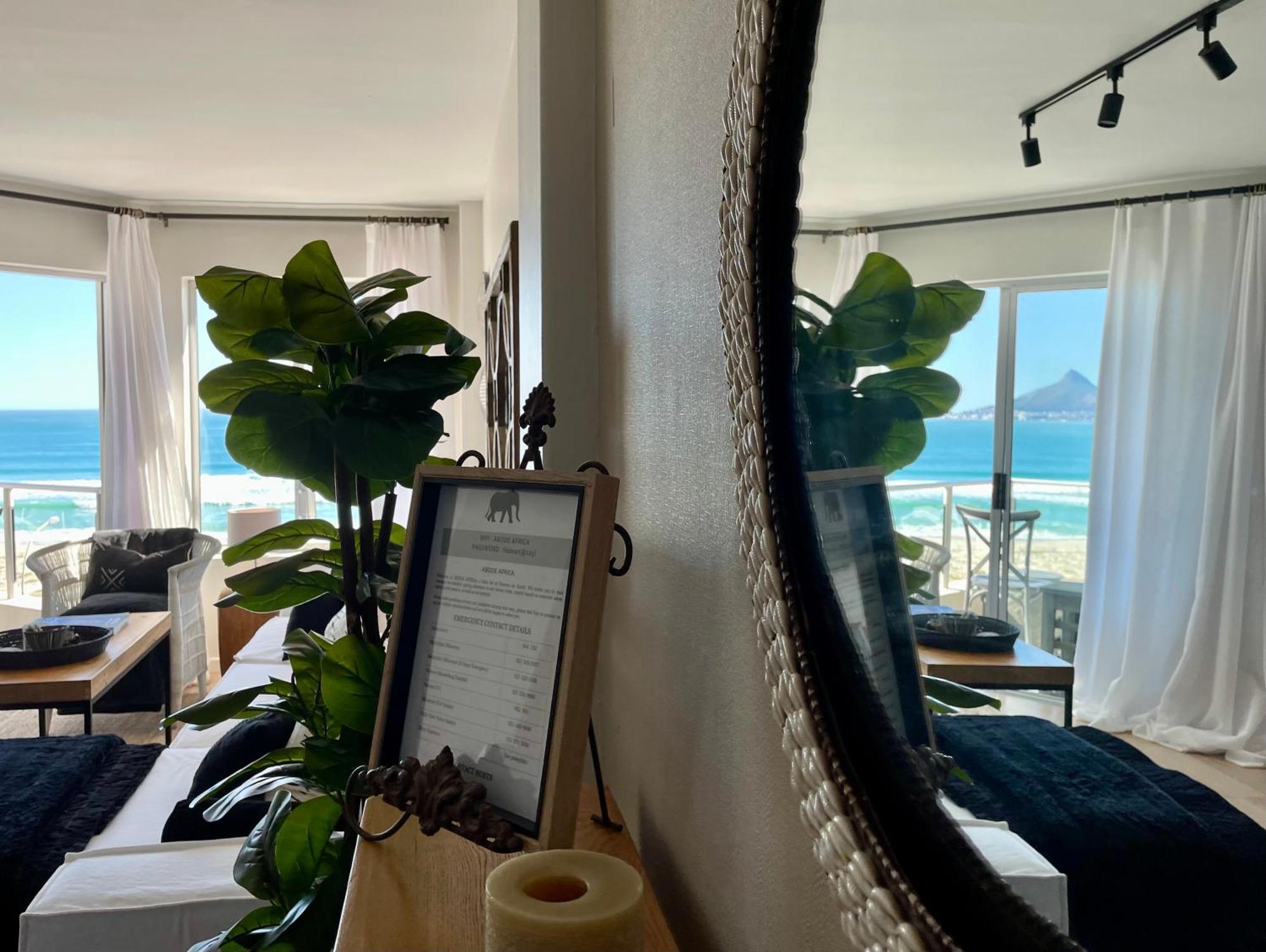 Abode Africa Apartment Bloubergstrand Bagian luar foto
