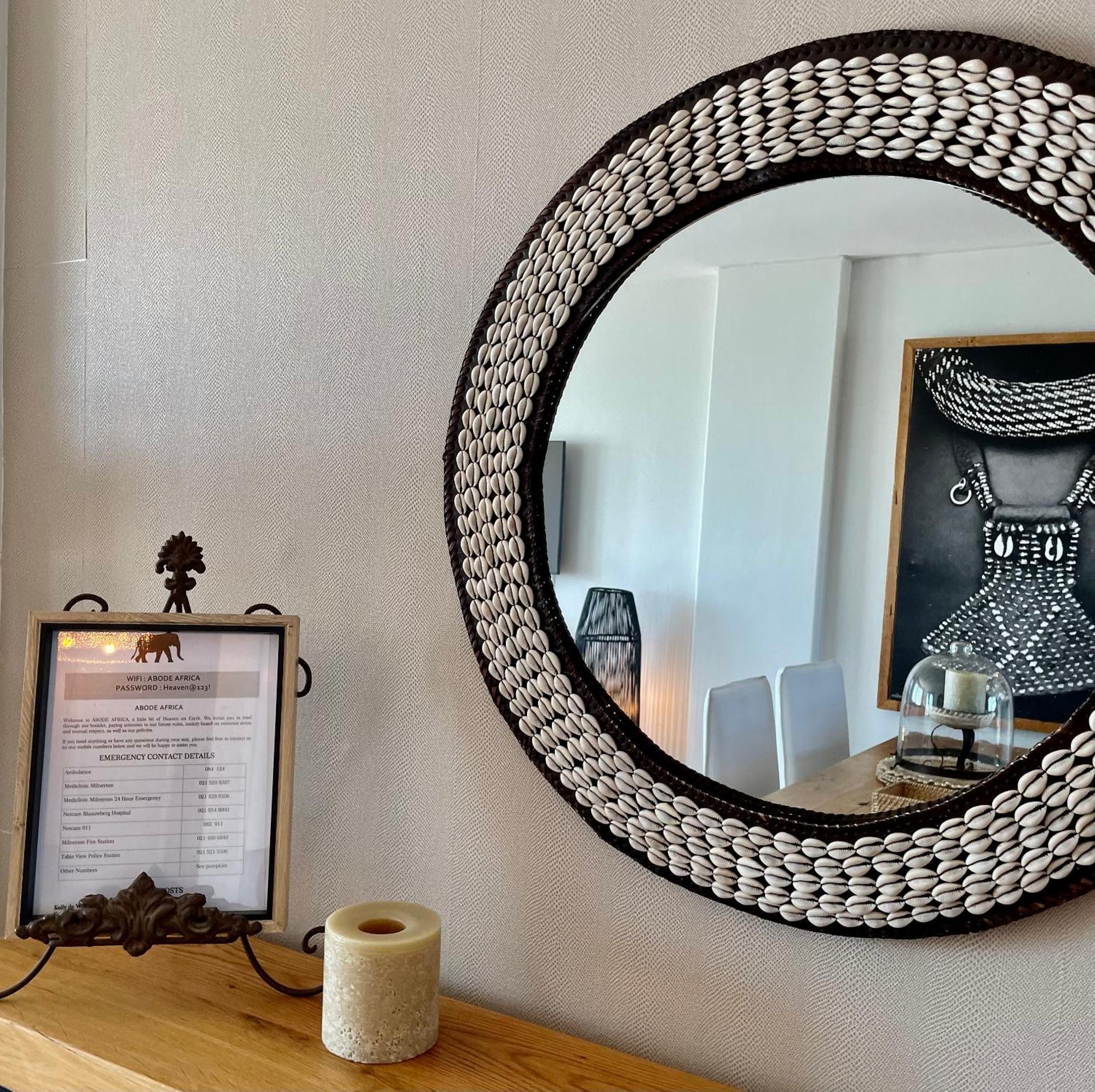 Abode Africa Apartment Bloubergstrand Bagian luar foto